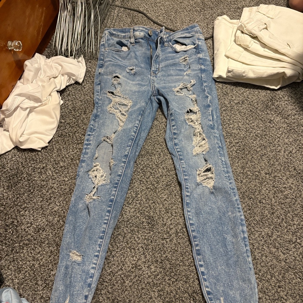 american eagle ripped jeans next level stretch. Size 6